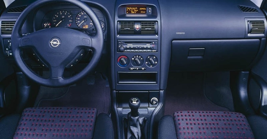 Opel Astra G Caravan 1998 1.6 Ecotec 16V (101 Hp) Full