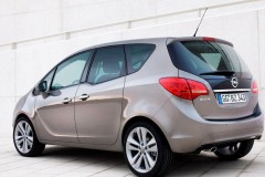 Opel Meriva minivan foto 3