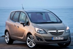 Opel Meriva minivan foto 17