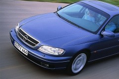 Opel Omega 1999 sedana foto attēls 1