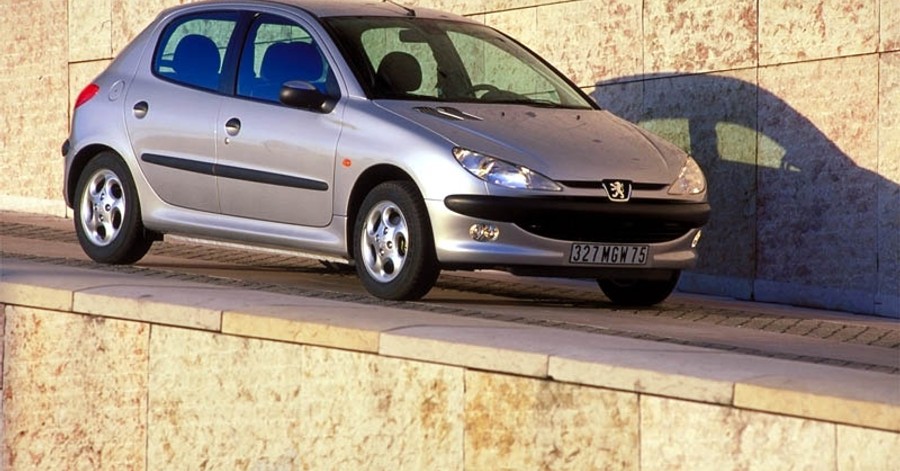 Peugeot 206 1998 foto attēls