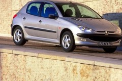 Peugeot 206 1998 hečbeka foto attēls 1