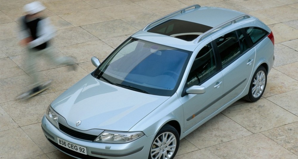Renault Laguna 2001 foto attēls