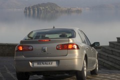 Renault Laguna 2005 hečbeka foto attēls 12