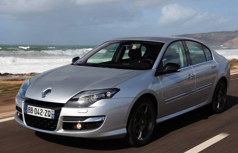 Renault Laguna Coupé 1.5 dCi : 0 à 100 km/h en vidéo