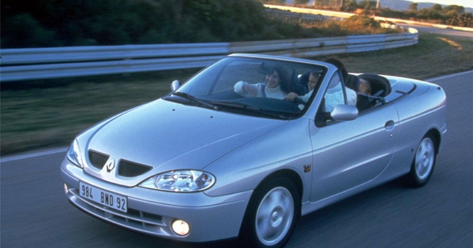 Renault Megane 2000 foto attēls