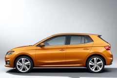 Skoda Fabia 2021 hečbeka foto attēls 4
