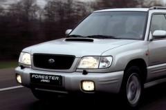 Subaru Forester foto attēls 1