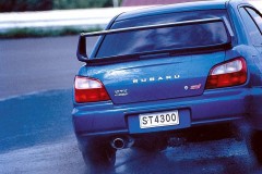 Subaru Impreza 2000 sedan foto 7