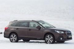 Subaru Outback 2017 foto attēls 2