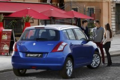 Suzuki Swift hatchback foto 1