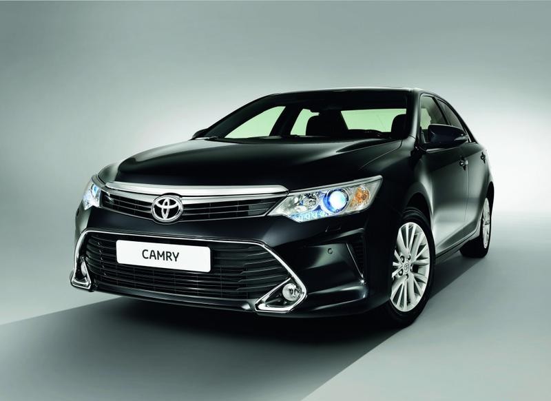 Giá xe Toyota Camry 2014 phiên bản và đánh giá từ các chuyên gia