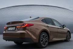 Toyota Camry 2023 foto attēls 5