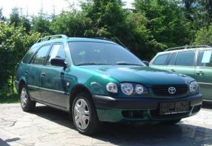 Toyota Corolla 2000 foto attēls