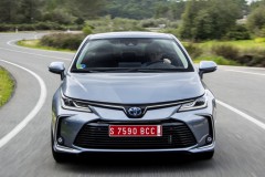 Toyota Corolla 2018 sedana foto attēls 7