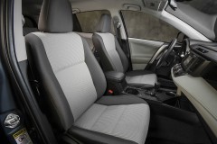 Toyota RAV4 4 interior