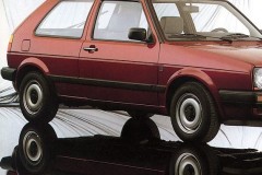 Volkswagen Golf 1983 2 3 puerta hatchback foto 2