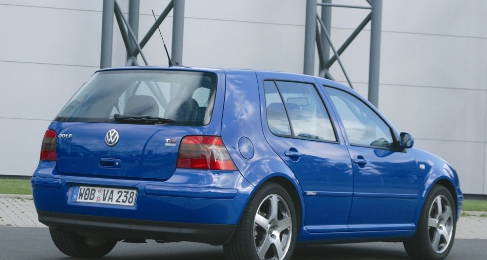 Volkswagen Golf 1997 4 Hatchback (1997 - 2003) reviews, technical data,  prices