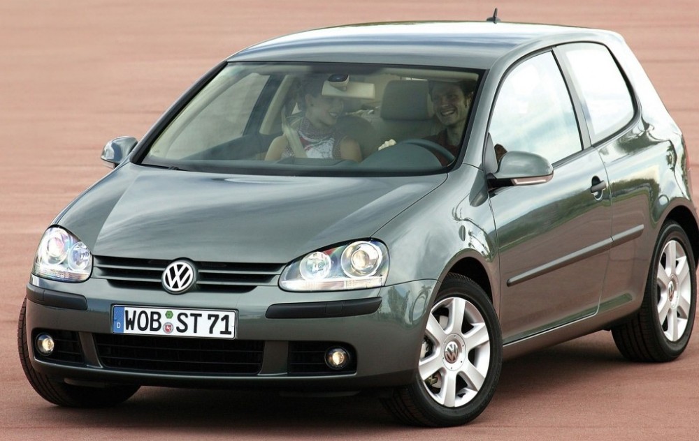 Volkswagen Golf 2003 foto attēls