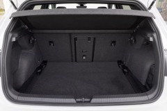 Volkswagen Golf 2024 8 hatchback foto 7