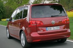 Volkswagen Touran 2010 foto attēls 7