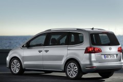 Volkswagen Sharan minivan foto 1